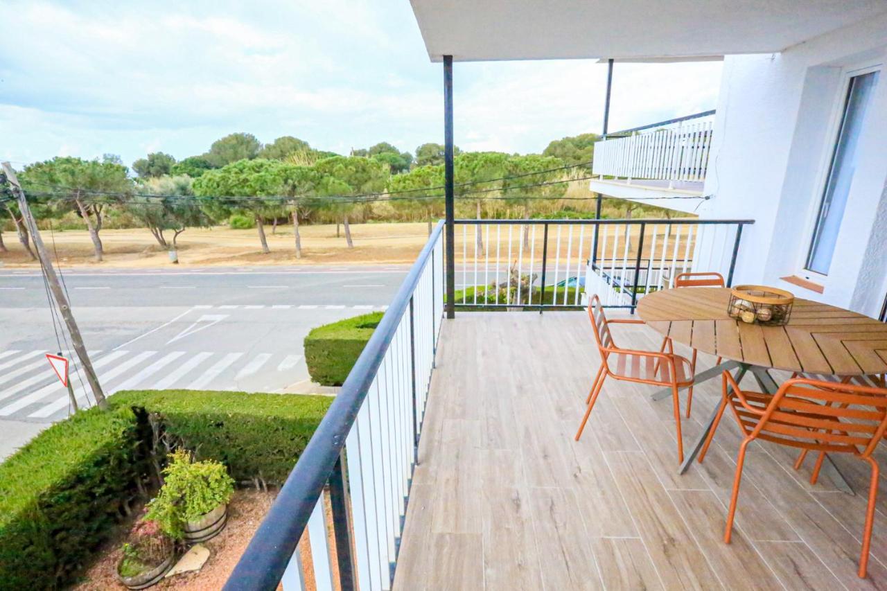 Rosa Dels Vents Only Families Apartment Cambrils Exterior foto